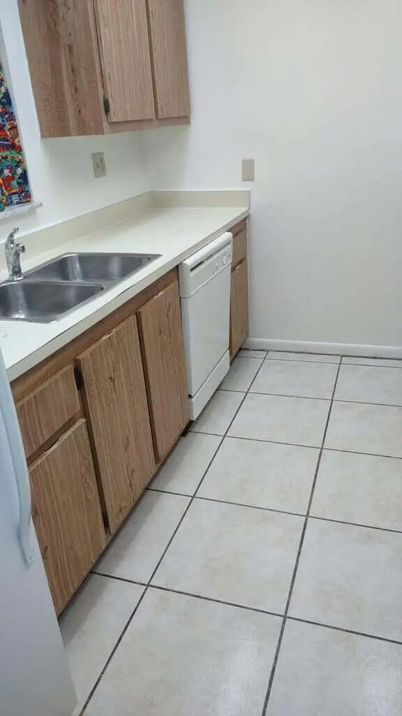 20230415201655679156000000-o at 1950 N Congresss Avenue J211, West Palm Beach