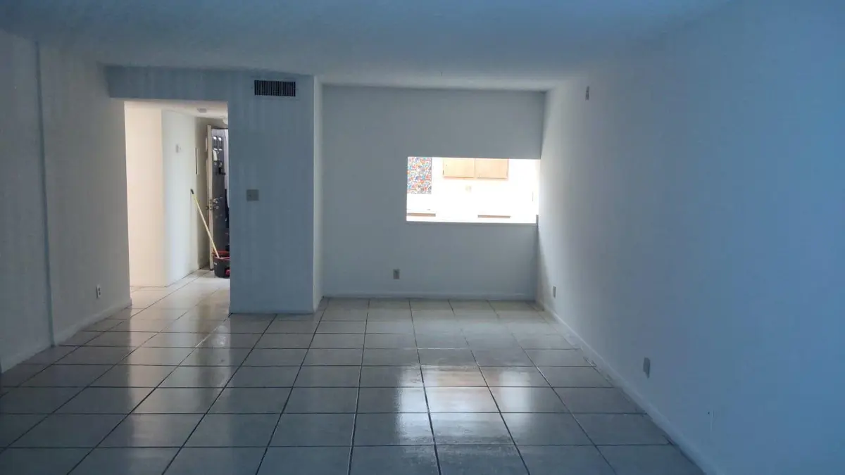 20230415201656441090000000-o at 1950 N Congresss Avenue J211, West Palm Beach