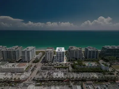 9455 Collins Avenue 305, Surfside – sold