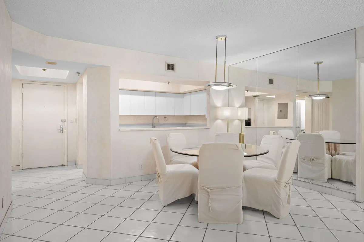 5-web-or-mls-A7R04801 at 9455 Collins Avenue 305, Surfside