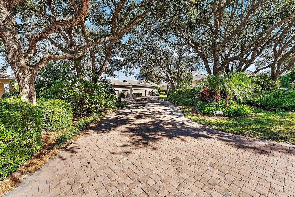 Driveway Entry at 12223 SE Birkdale Run, Jupiter