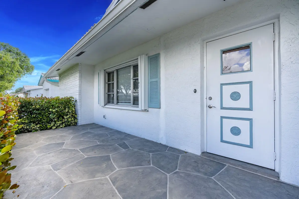 5-web-or-mls-iPixx_00_5 at 1141 NW 90th Way, Plantation