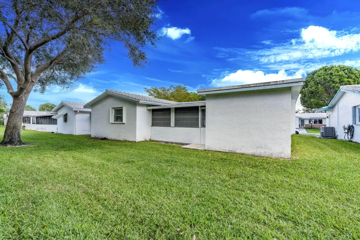 8-web-or-mls-iPixx_02_3 at 1141 NW 90th Way, Plantation
