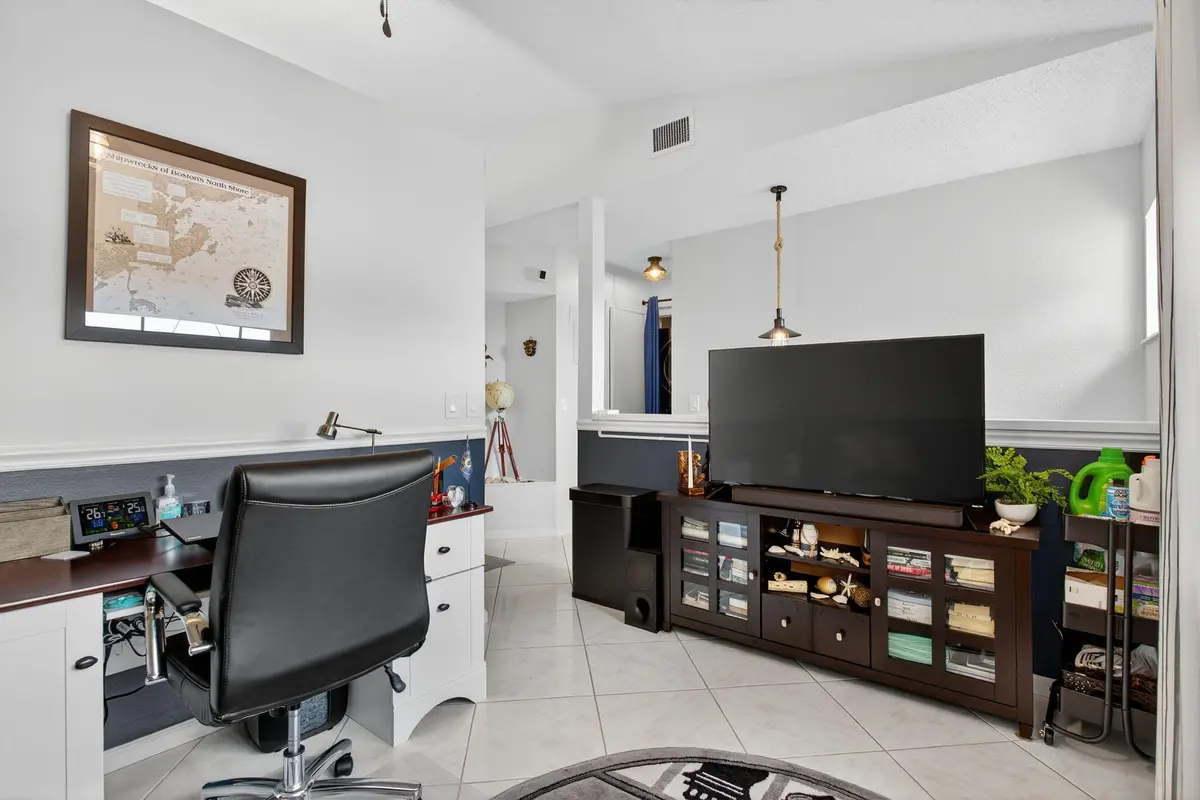 20-web-or-mls-104-1965 at 104 Liberty Court, Deerfield Beach
