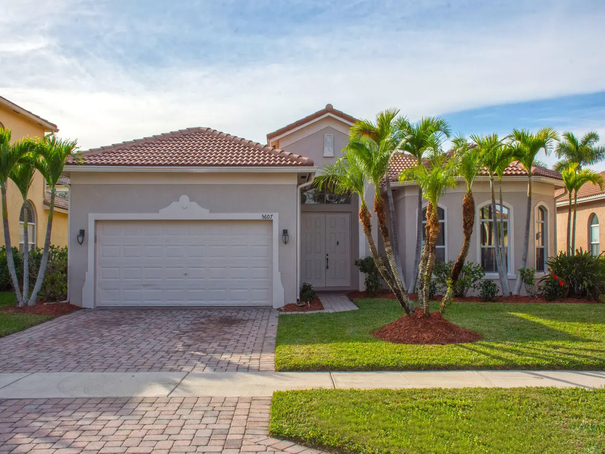 5607 Place Lake Drive, Fort Pierce, FL – photo 1