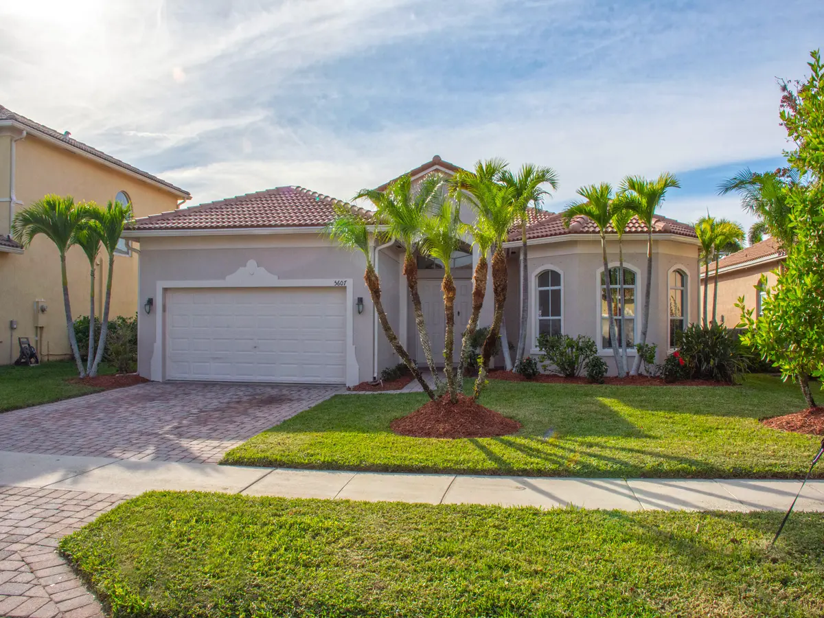 5607 Place Lake Drive, Fort Pierce, FL – photo 2