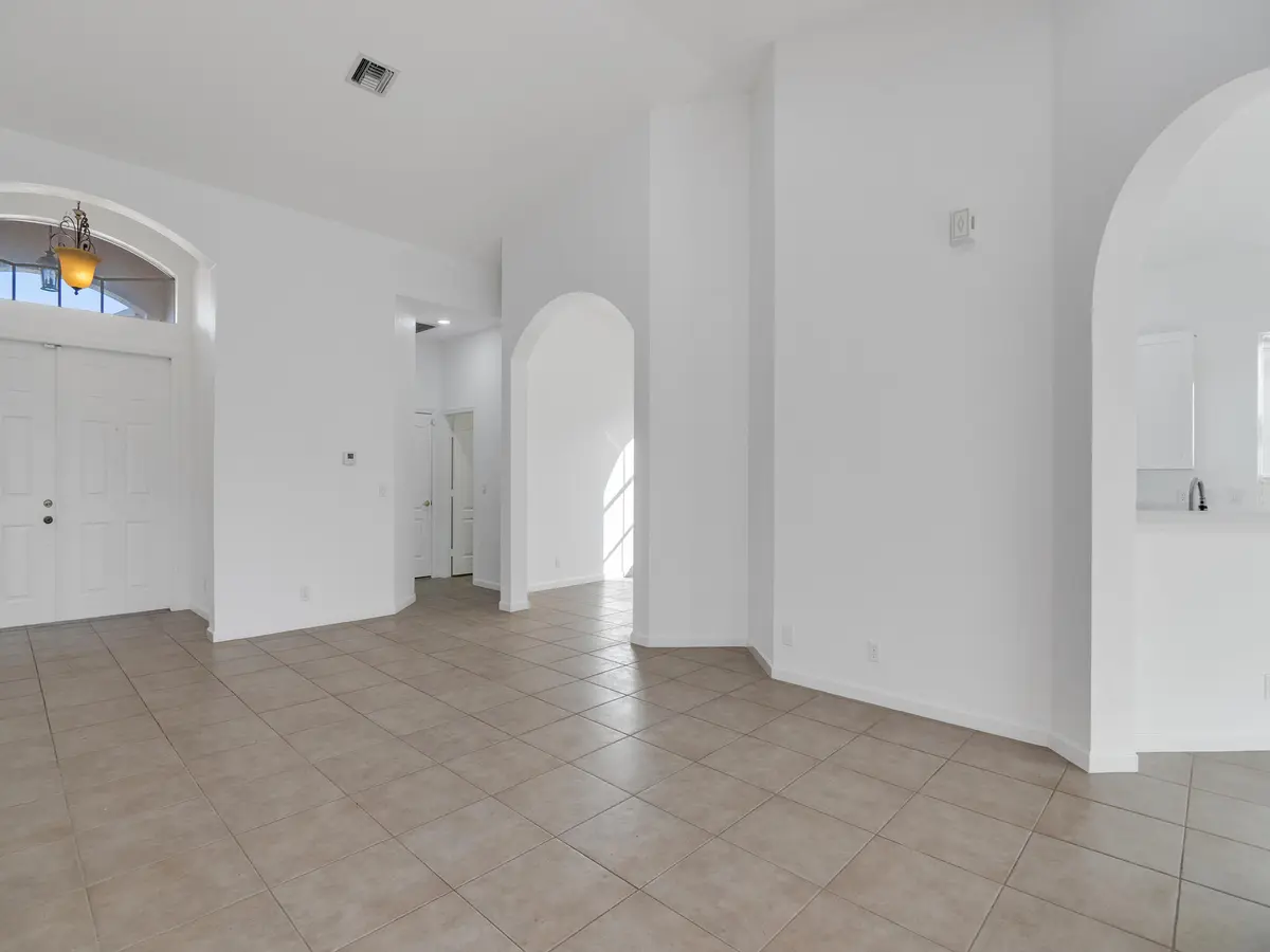 5607 Place Lake Drive, Fort Pierce, FL – photo 6