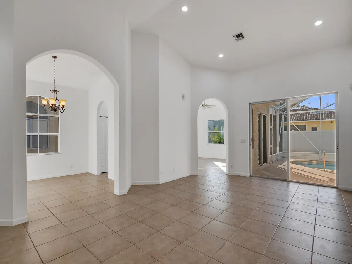 5607 Place Lake Drive, Fort Pierce, FL – photo 7