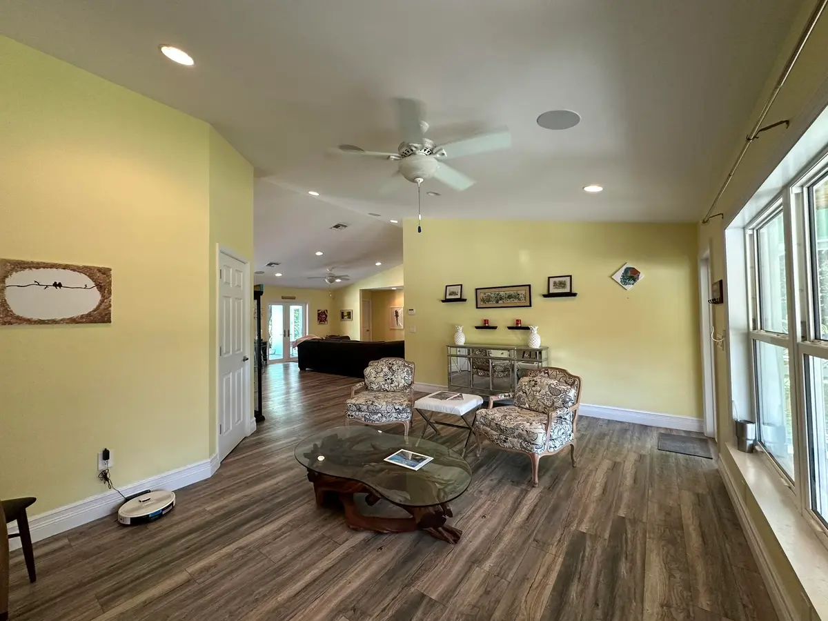 IMG_3671 at 2415 Laurel Lane, Palm Beach Gardens