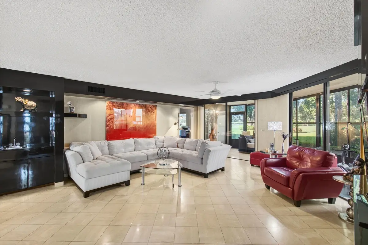 7-web-or-mls-DSC_6692 at 15321 Strathearn Drive 10902, Delray Beach