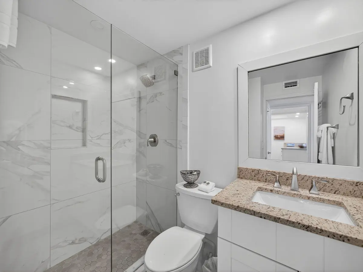 9-web-or-mls-019 at 9800 S Ocean Drive 302, Jensen Beach