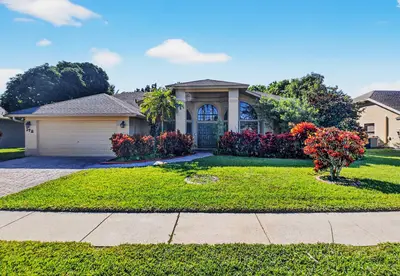 172 Monterey Way, Royal Palm Beach – sold