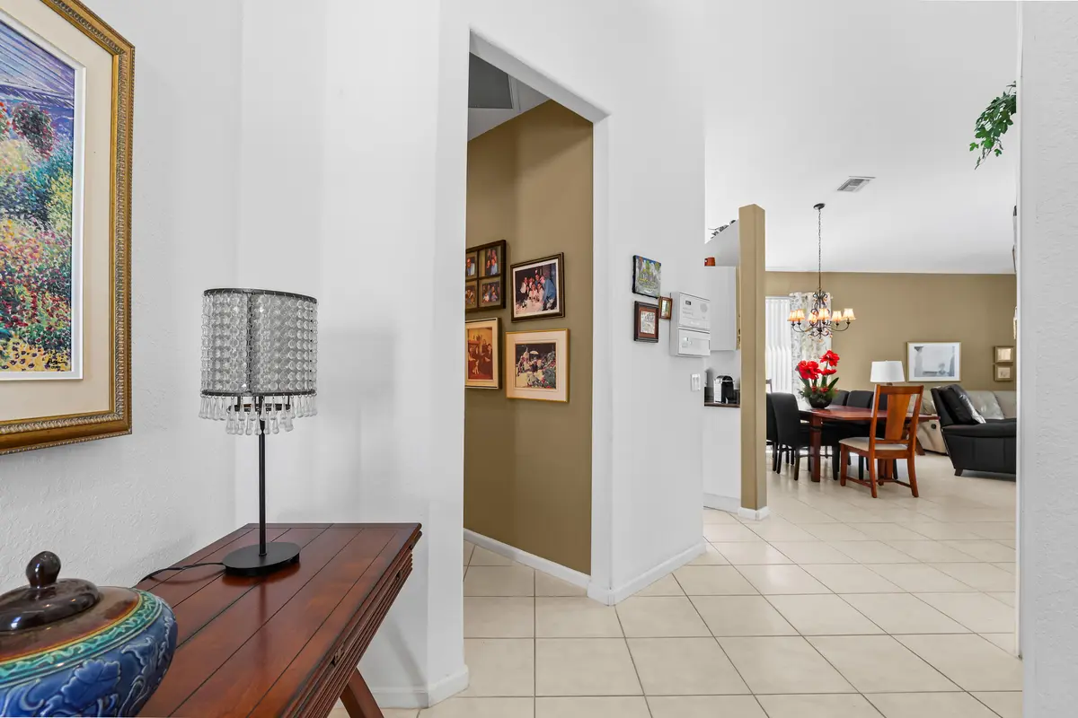 453a9539 at 9082 Bay Point Cir Circle, West Palm Beach