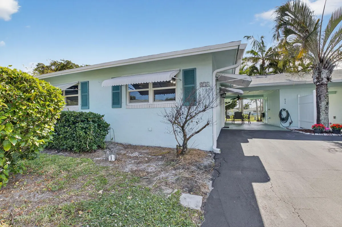 2-web-or-mls-DSC_8366 at 634 Hummingbird Lane, Delray Beach