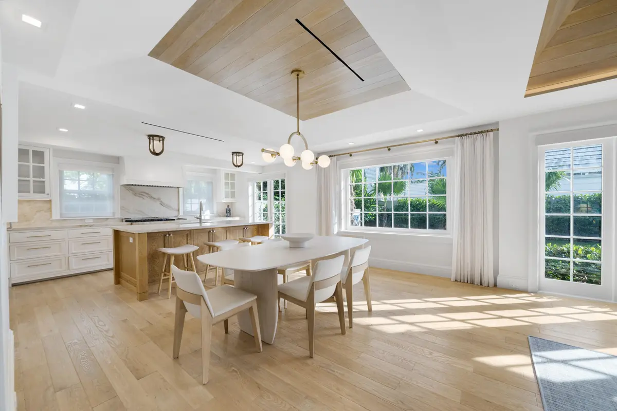 Dining Area & Kitchen at 284 Monterey Road, Palm Beach