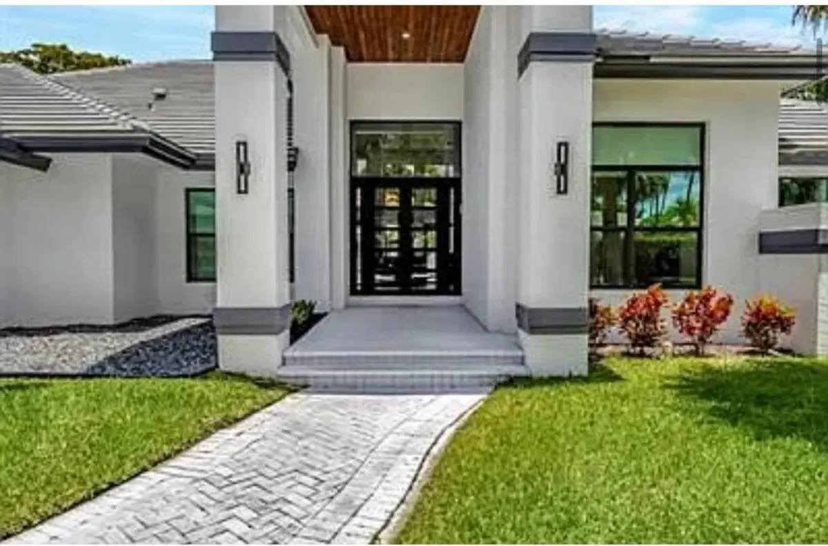 c23d18e9-3c94-4070-86b7-0f594969bf57 at 2299 NW 55th Street, Boca Raton