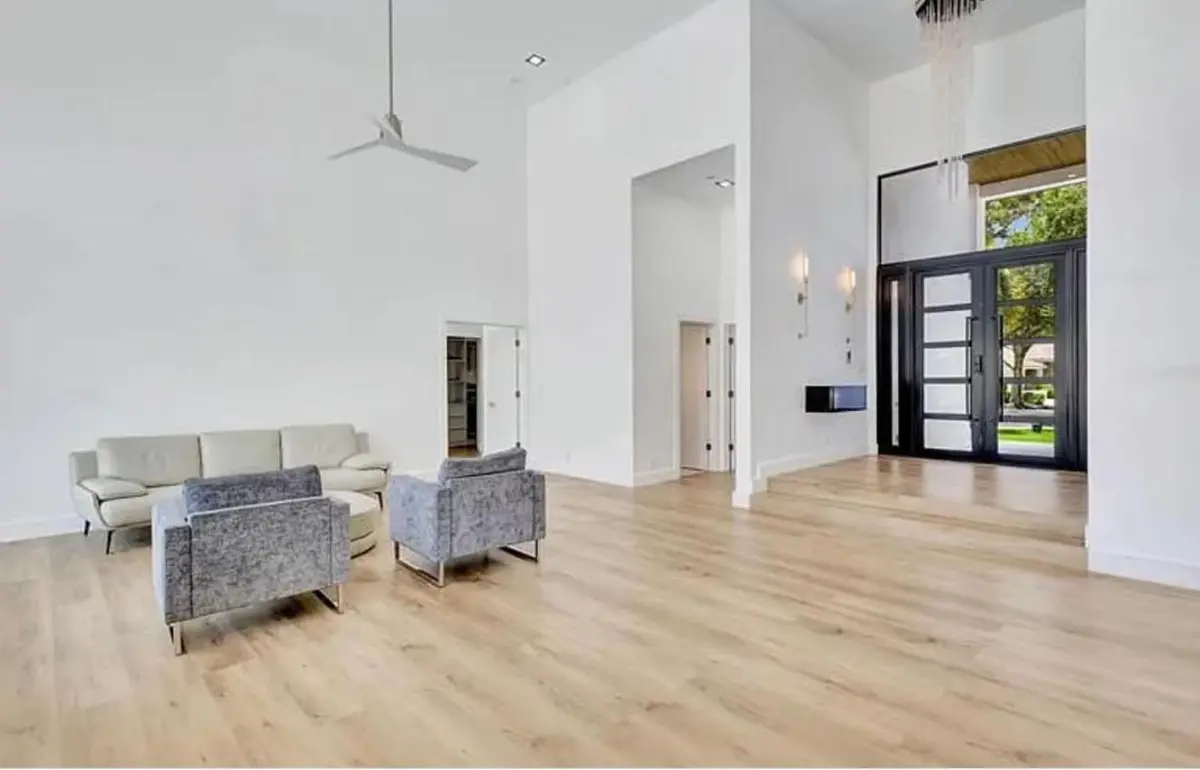 0a54a4b1-2042-4840-98f8-0df924f98c37 at 2299 NW 55th Street, Boca Raton