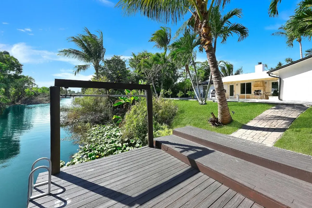 exterior water at 14 NW 24th Street, Delray Beach