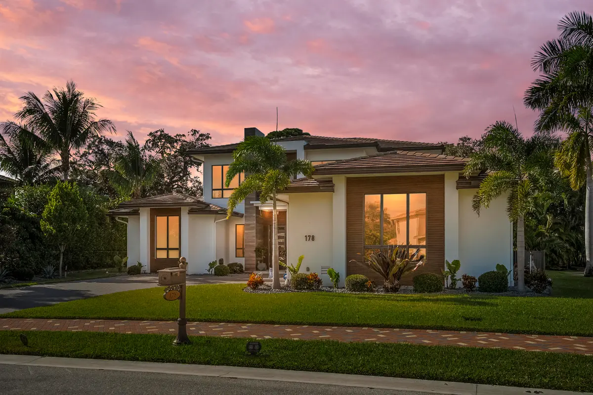 DSC08947_Twilight at 178 SE Via Lago Garda, Port St. Lucie