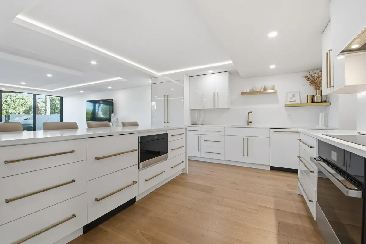 Dream Kitchen at 800 N Ocean Boulevard 4, Delray Beach