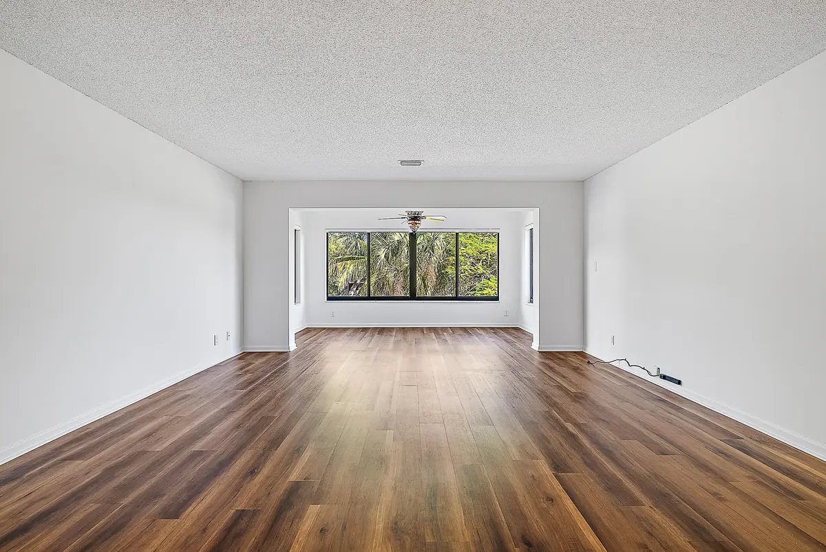 Living/Dining at 300 N Highway A1a 303g, Jupiter