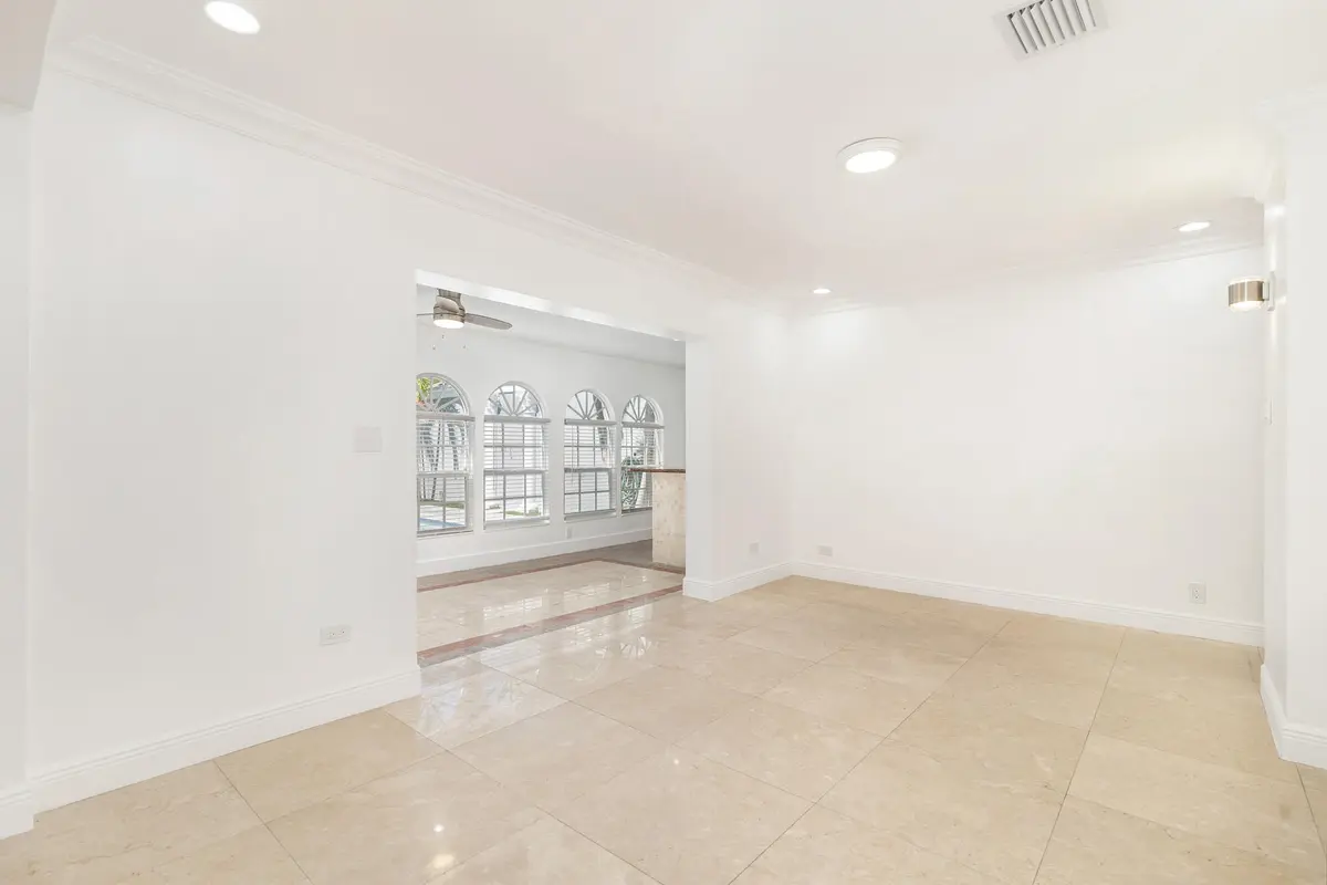 Living Room at 3517 N Flagler Drive, West Palm Beach