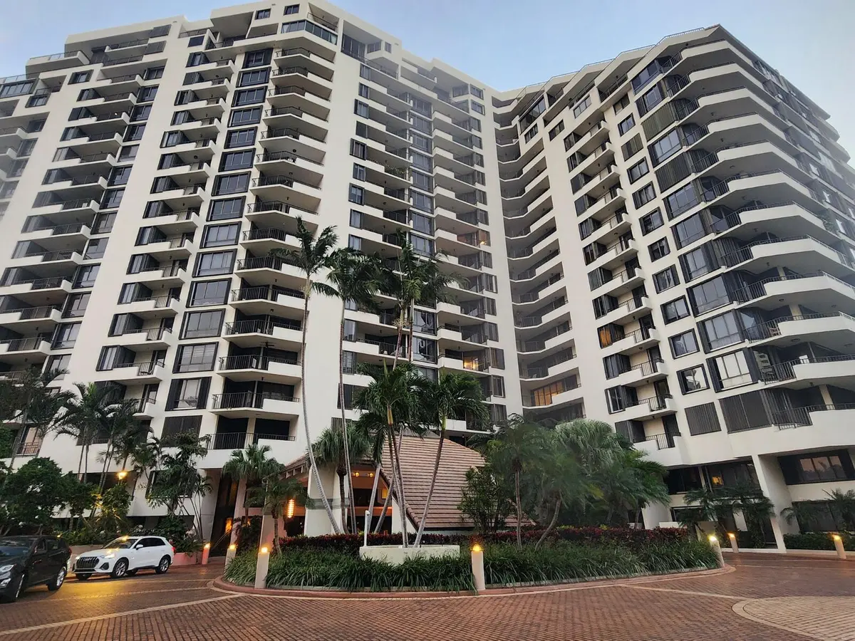 520 Brickell Key Drive A-1200, Miami, FL – photo 3