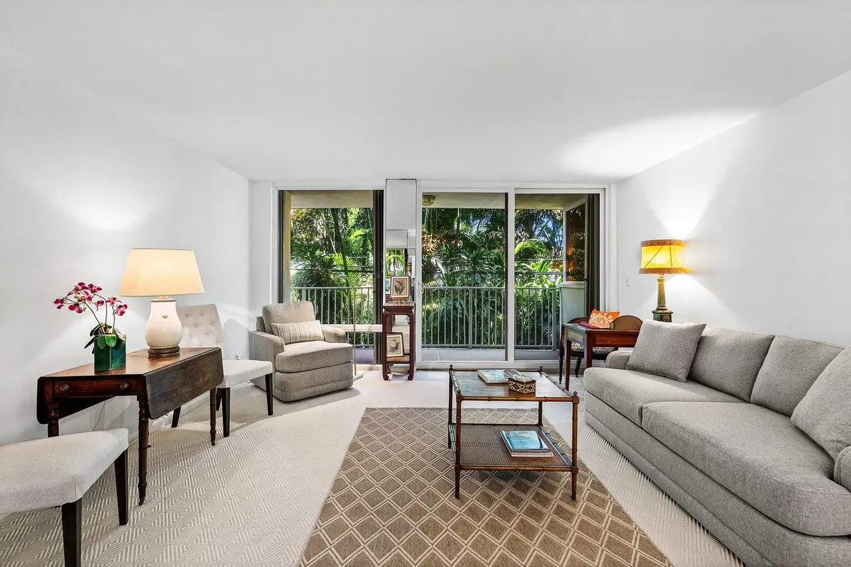 13 Living space at 223 Atlantic Avenue D2, Palm Beach