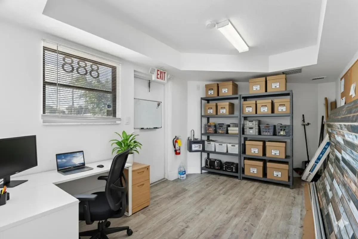Virtual staging Office/storage unit at 888 E Coast Avenue, Lantana