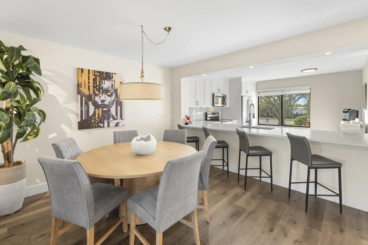 Dining area at 11296 Green Lake Drive 204, Boynton Beach