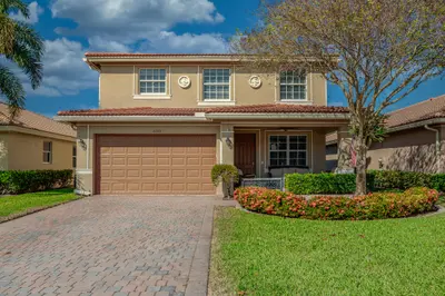 3285 SW Porpoise Circle, Stuart – Single Family Residence for sale
