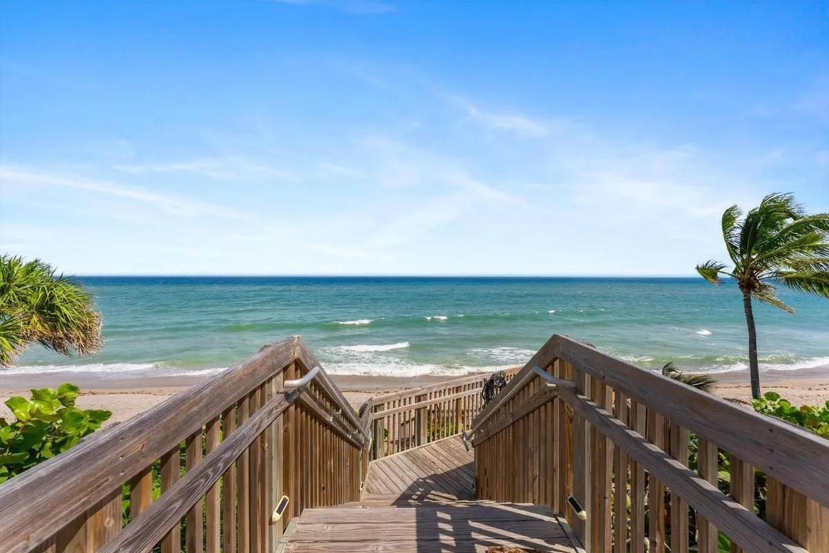 4605 S Ocean Blvd, 7B at 4605 S Ocean Boulevard 7b, Highland Beach