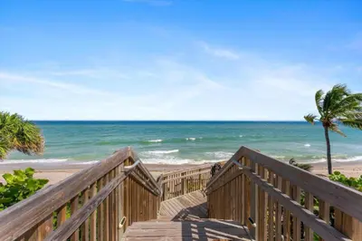 4605 S Ocean Boulevard 7b, Highland Beach – Condominium for sale