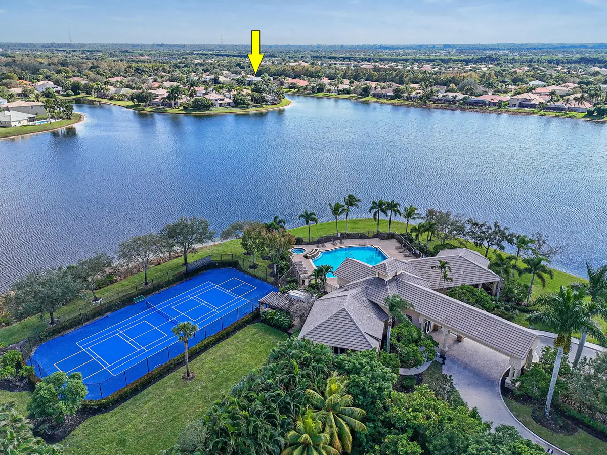 Stonehaven Estates at 9863 Royal Cardigan Way, West Palm Beach