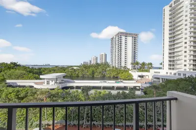 4200 N Ocean Drive 2-406, Singer Island – sold