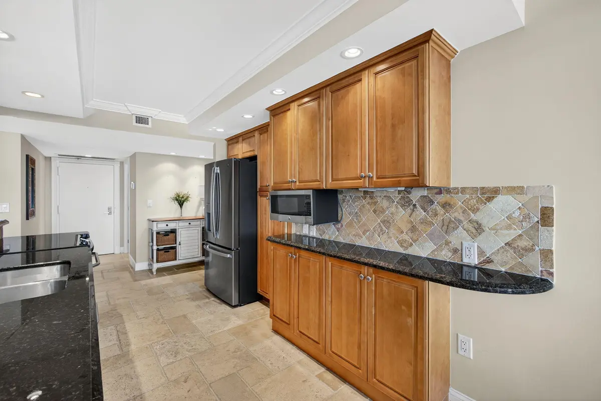 6-web-or-mls-5D1A6639 at 4200 N Ocean Drive 2-406, Singer Island