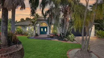 140 SW Mark Court, Port St. Lucie – Single Family Residence for sale