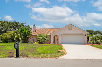 3034 SE Dalhart Road, Port St. Lucie – sold