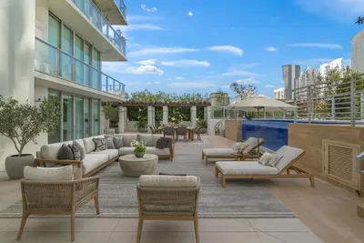 300 Sunny Isles Boulevard 4-501, Sunny Isles Beach – sold
