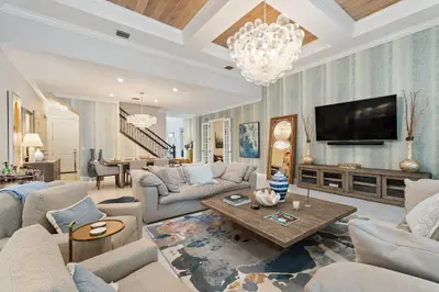 319 Sonoma Isles Circle, Jupiter – sold