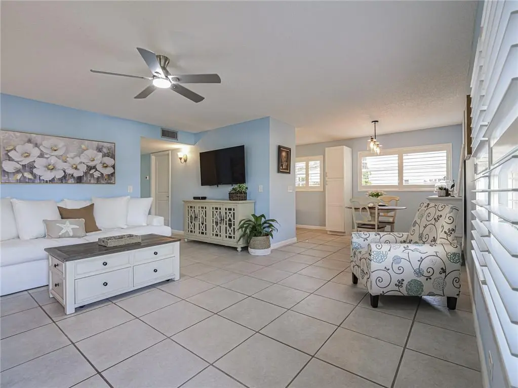 40 vista gardens 106 6 at 40 Vista Gardens Trail 106, Vero Beach
