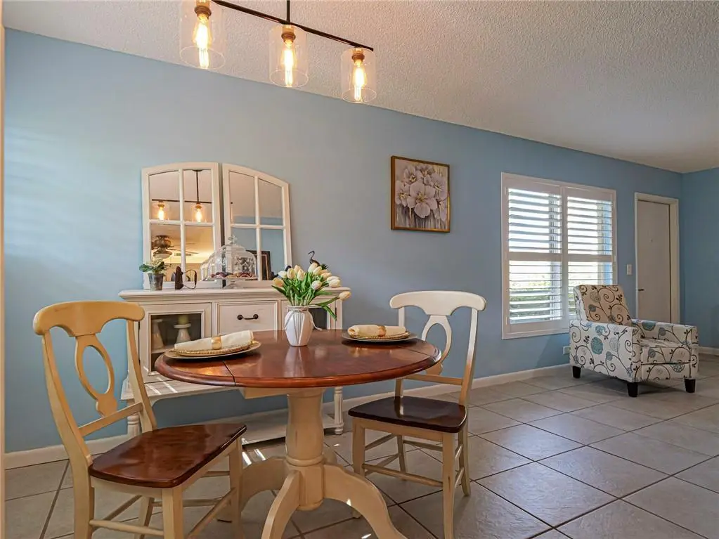 40 vista gardens 106 8 at 40 Vista Gardens Trail 106, Vero Beach