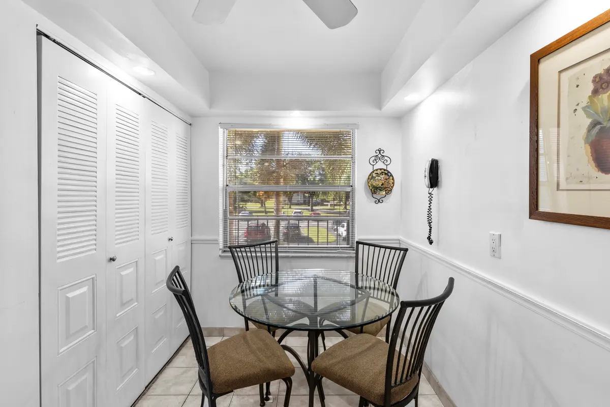 Eat-in Kitchen Area at 27 Abbey Lane 205, Delray Beach