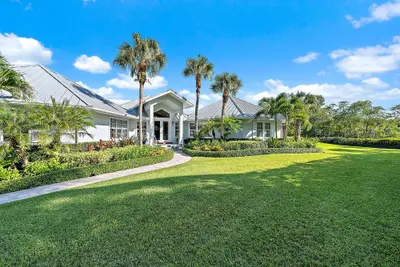 105 Harbor Way, Jupiter Island – sold