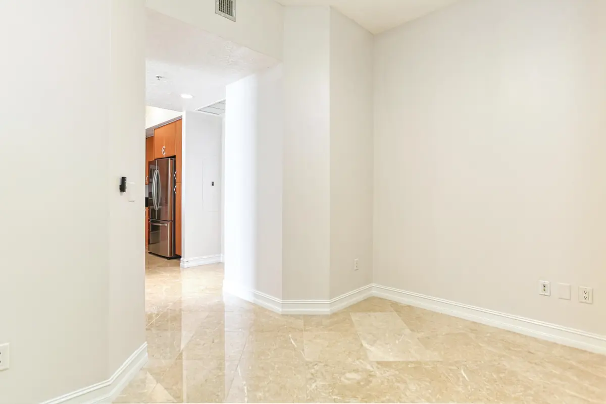 Den at 701 S Olive Avenue 603, West Palm Beach