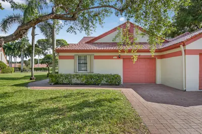 7972 Lexington Club Boulevard A, Delray Beach – sold