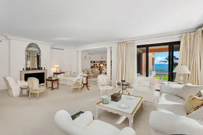 2 N Breakers Row S22/23, Palm Beach – sold