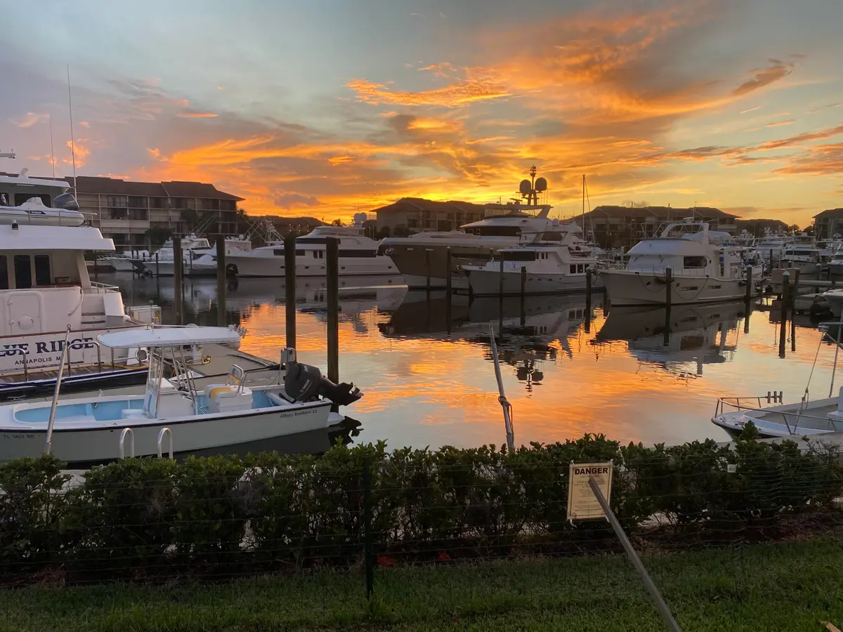 Bluffs Marina Sunet at 1301 Seafarer Circle 105, Jupiter