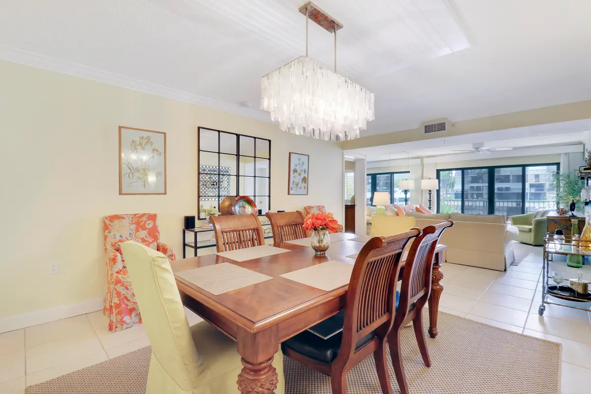 Dining Area at 1301 Seafarer Circle 105, Jupiter