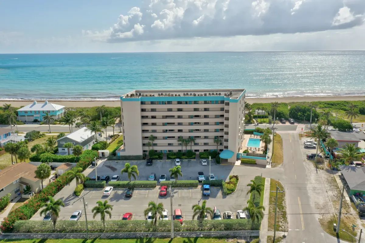 AVALON BEACH CLUB CONDOMINIUM..,, at 355 S Ocean Drive F-405, Hutchinson Island